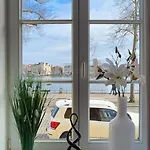 Ferienapartment Alexandrine Direkt Am Pfaffenteich Mit Eigenem Parkplatz Schwerin (Mecklenburg-Vorpommern)