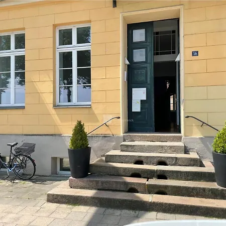 Ferienapartment Alexandrine Direkt Am Pfaffenteich Mit Eigenem Parkplatz * Schwerin (Mecklenburg-Vorpommern)
