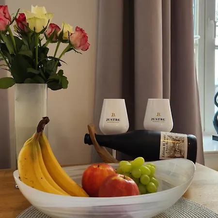 Apartment Ferienapartment Alexandrine Direkt Am Pfaffenteich Mit Eigenem Parkplatz *