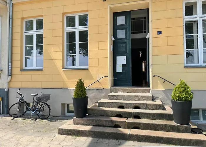 Ferienapartment Alexandrine Direkt Am Pfaffenteich Mit Eigenem Parkplatz * Σβερίν